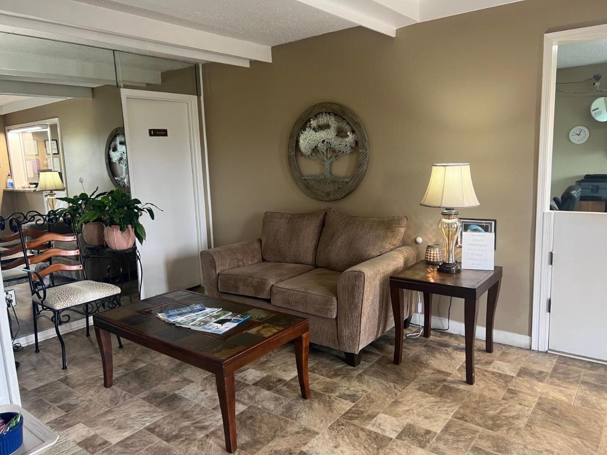 Towne Inn Sylacauga Екстериор снимка